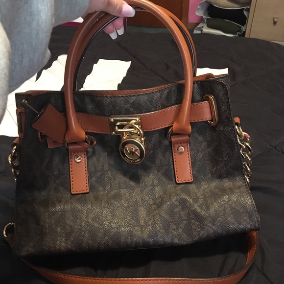 Michael Kors purse - Picture 1 of 2